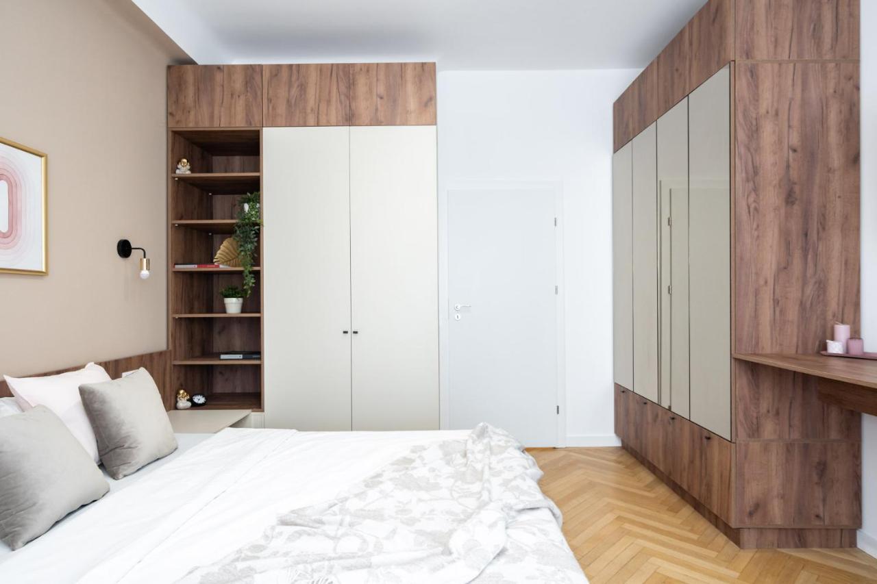 Old Town Bucharest, Luxury 2 Bedrooms Apartment Buitenkant foto