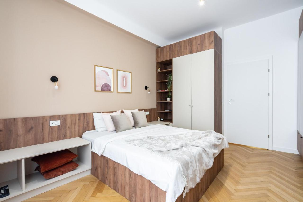 Old Town Bucharest, Luxury 2 Bedrooms Apartment Buitenkant foto